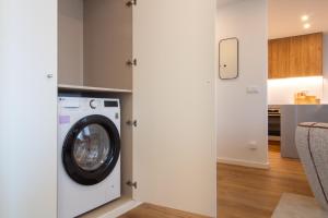 Stylish 2BR in Leça with AC by LovelyStay