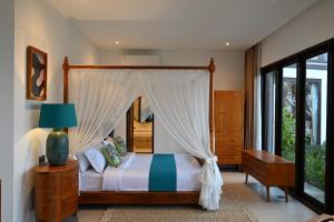 Meadow Hills Villas by Mahaprana