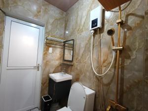 Family Suite 4-6 Pax GLENMARKS Homestay near the beach