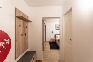 Silent Wave Apartment