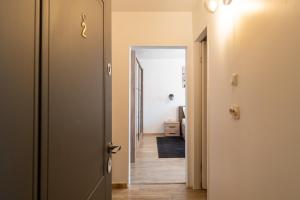 Silent Wave Apartment