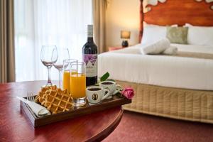 Sanctuary House Resort Motel