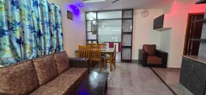 Vanamali Service Appartment