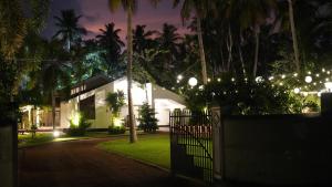 Dark Green Resort - Airport Transit Villa