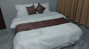 Hotel O Sai Dham Ayodhya