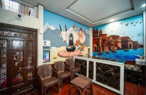 Hotel O Sai Dham Ayodhya