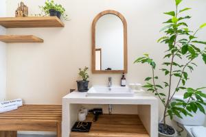 Spacious Villa Near Canggu - Book Entire Villa or Shared Rooms