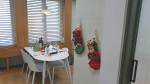 광안606 Gwangang-ri 2 minutes from Exit 1 of Gwangang Station Gwangang Bridge Haeundae Christmas