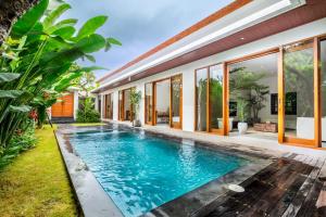 Spacious Villa Near Canggu - Book Entire Villa or Shared Rooms