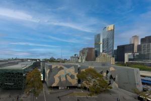 Luxury Penthouse - Private Roof Terrace, Jacuzzi, Breath Taking Views