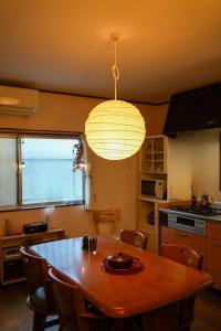 6minto Osaka sta Traditional home withJapanese Local