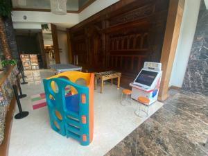 HERITAGE by Grand Sahid Jaya