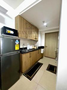 Shore Residences by Tan LexJie