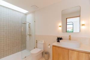 Modern Pererenan Villa Private Pool & Stunning Rice Paddy Views