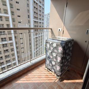 The LUXE ManorA luxury apartment