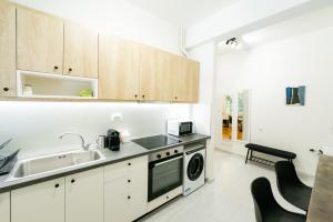 My Athens Home near Metro Station