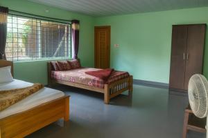 HIDDEN VALLERY RIVERSIDE HOMESTAY A Unit Of EPIC Holidays