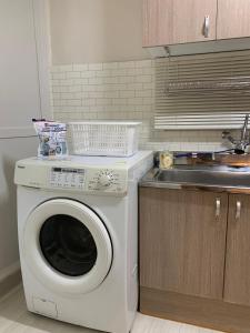 Haileys House in Seungsu and Han river