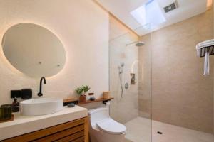 Nyasia Unique 1 BR Suite Room ZN383