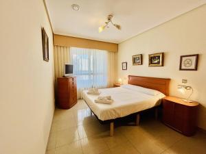 A908 - Coruna - 2004 Finestrat sl