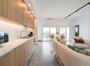 Acropolis view 2BD top floor next to tram and port