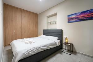 Peristeri Luxury Retreat