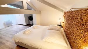 Proche gare, 5min Plage du Midi, T3, 6 personnes By Palmazur Vacances