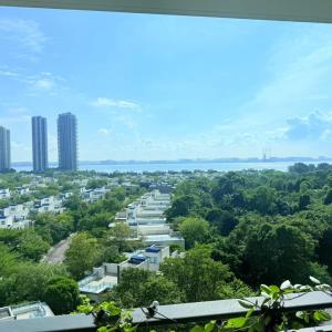 Regalia Park Block B Sea View 2B2R 6 Pax