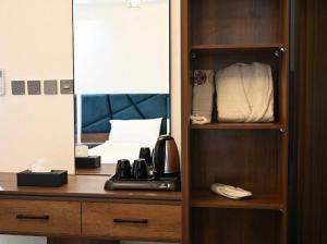 Sunset Hotel for Hotel Services