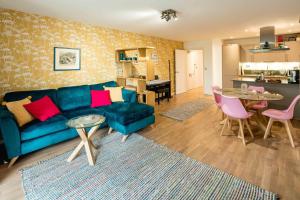 Modern 2-Bed Flat Near Canary Wharf & Greenwich