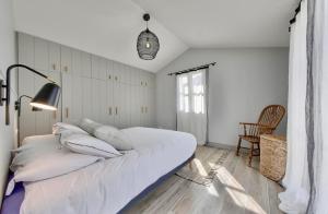 890 Les Barjottes - Modern Villa and Heated Pool