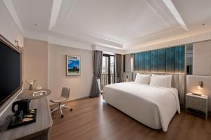 La Siesta Premium Lakeside