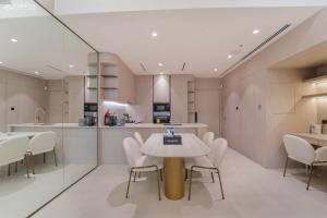 Pearl House I JVC- 5 Star Facilities- Magnificent Apartment