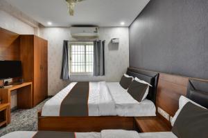 Hotel O Maa Santoshi