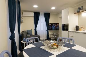 Borgovico Apartments Blu