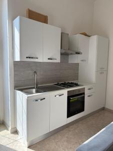 Modern 1st floor apartment with balcony - Casa Berto