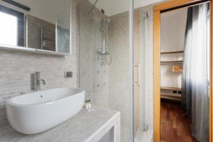 GuestHost - Navigli Comfy Apartment
