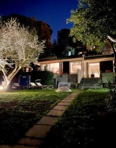 Camilluccia ponte Milvio Farnesina luxury loft with private box parking