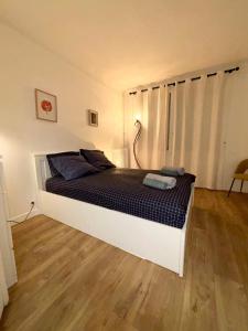 Tour Eiffel ,Champs-Élysées, Flandrin