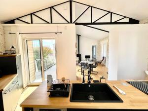 Le Passage - Elégante maison chaumoise