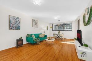 Convenient 2 bedroom apartment in Harris Park