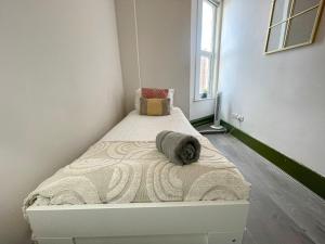 Promo Rate - Cosy 2BDR Flat by Staylio London in Shepherds Bush near Westfield London & Notting Hill