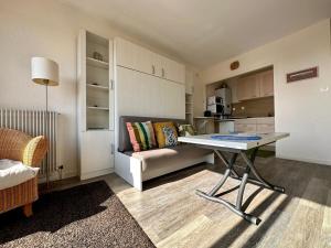 LOndine, studio remblai vue mer