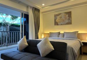 The Terraza Studio Apartment B108 in Lamai