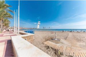 Apartamento en 1ª línea de playa con parking privado