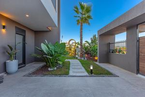 Arya Garden Villas Side