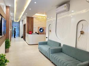 Zip By Spree Hotels R Group