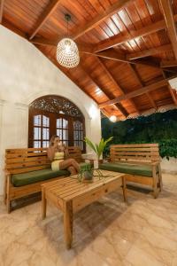 Breeze Bay Villa