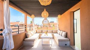 Villa design avec piscine, proche centre