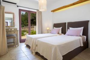 Villa Phos - Boutique Stone and Wood Sanctuary with Private Pool Near Sivota